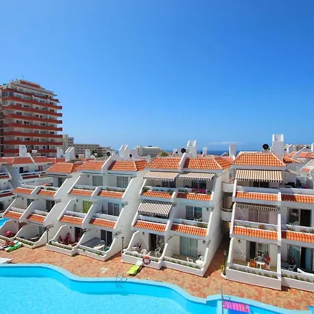 2 Bedrooms Las Americas River-style Pool *