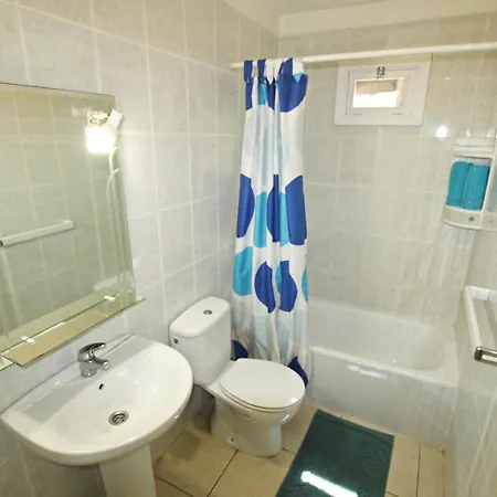 2 Bedrooms Las Americas River-style Pool * Арона