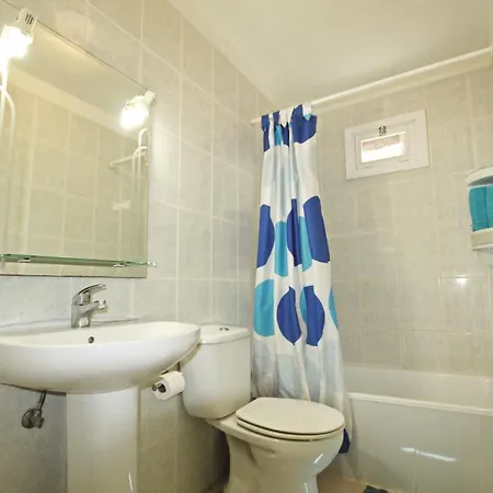 2 Bedrooms Las Americas River-style Pool * Арона