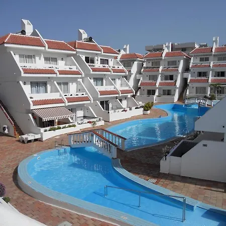 2 Bedrooms Las Americas River-style Pool أرونا